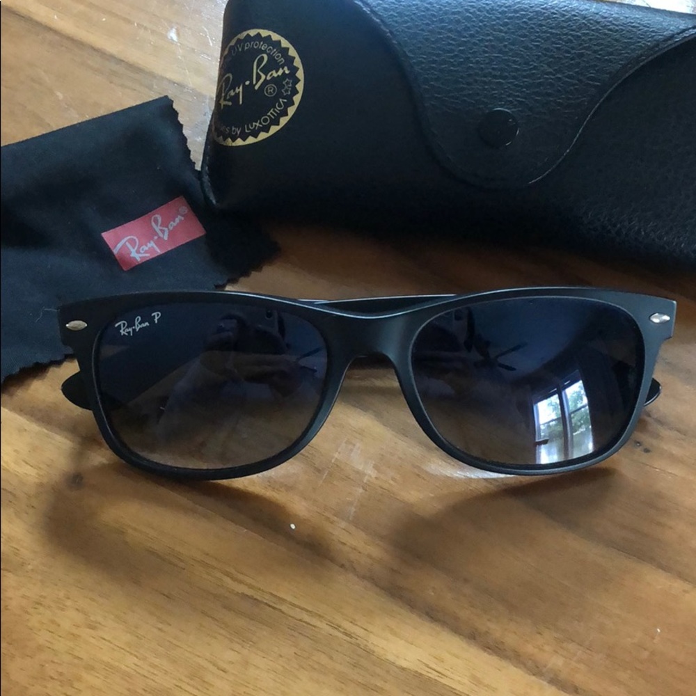 Ray-Ban Polarized Black ‘New Wayfarer’ Sunglasses